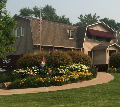 Sven Factory Outlet Store, 10000 Lake Blvd, Chisago City, MN 55013, USA, 