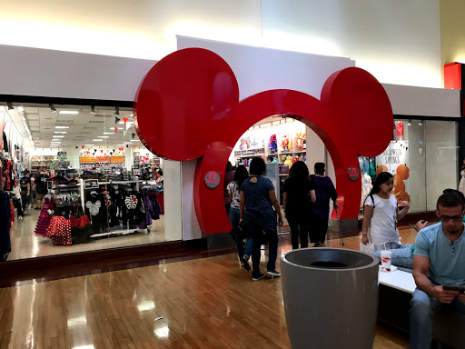 Toy Store «Disney Store», reviews and photos, 3000 Grapevine Mills Pkwy, Grapevine, TX 76051, USA