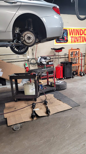 Auto Repair Shop «K&G Auto Repair and Detailing», reviews and photos, 4588 Eisenhower Ave, Alexandria, VA 22304, USA