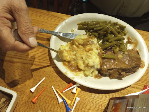 American Restaurant «Cracker Barrel Old Country Store», reviews and photos, 4210 Marlane Dr, Grove City, OH 43123, USA