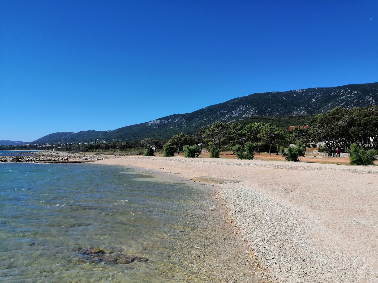 Lopari beach'in fotoğrafı ve yerleşim