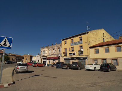 Hostal bar Ruiz - pozas, Calle del Nte., 10, 09130 Tardajos, Burgos, Spain