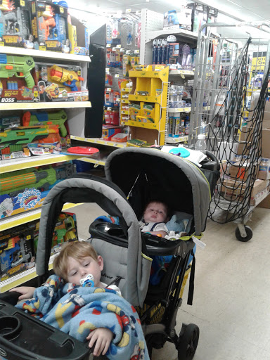 Discount Store «Dollar General», reviews and photos, 5312 Martway St, Mission, KS 66205, USA