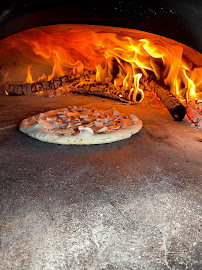 Plats et boissons du Pizzas à emporter Pizza Calypso Vendredi soir à Quincieux - n°14