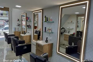 It's all about Looks - The Unisex Salon image