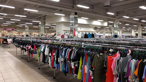 Clothing Store «Burlington Coat Factory», reviews and photos, 24 Wayne Hills Mall, Wayne, NJ 07470, USA