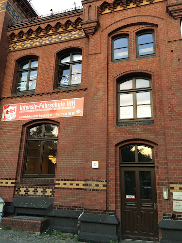 Intensiv - Fahrschule Hamburg IHH GmbH à Hamburg