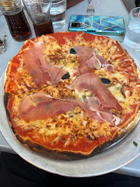 Pizza du Pizzeria Les Tilleuls à Marseille - n°7