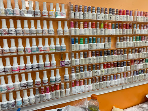 Nail Salon «Le Nails Salon», reviews and photos, 1643 Bruce Smith Pkwy, West Plains, MO 65775, USA