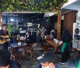 Warung Cokro photo