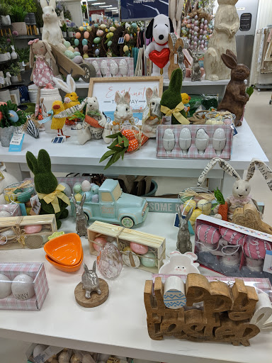 Shopping Mall «Shops at Vineyard Village», reviews and photos, 2800 Texas 121 Business, Euless, TX 76039, USA