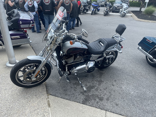 Motorcycle Dealer «Bumpus Harley-Davidson of Murfreesboro», reviews and photos, 2250 NW Broad St, Murfreesboro, TN 37129, USA