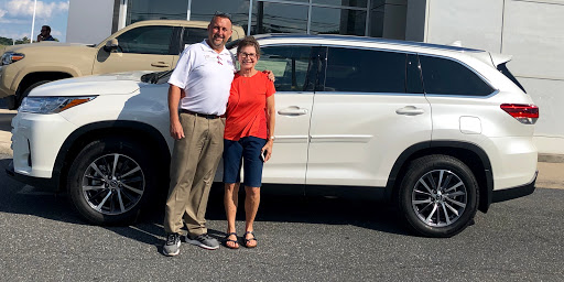 Auto Body Shop «Premier Auto Body», reviews and photos, 1169 S High St, Harrisonburg, VA 22801, USA