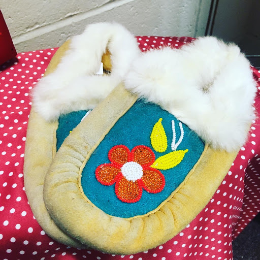 Thrift Store «3rd & Wooster Threads», reviews and photos, 301 N Wooster Ave, Dover, OH 44622, USA