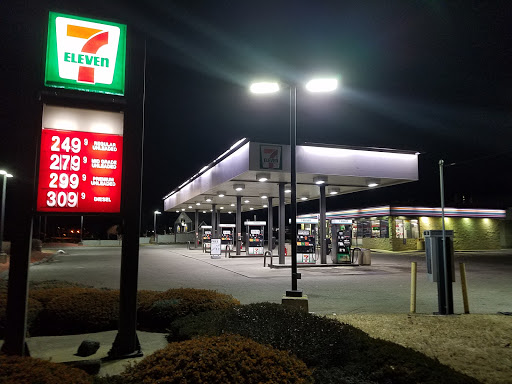 Convenience Store «7-Eleven», reviews and photos, 183 S Main St, East Windsor, CT 06088, USA