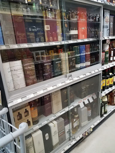 Wine Store «Oak Creek Wine & Spirits», reviews and photos, 28266 Lewes Georgetown Hwy, Milton, DE 19968, USA