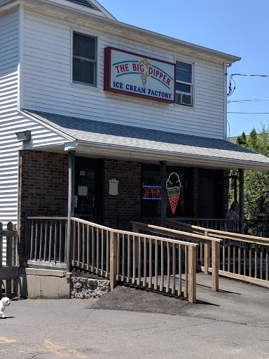 The Big Dipper Ice Cream Parlour ️