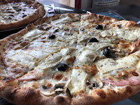 Plats et boissons du Pizzeria Pizz'Atomic Toulon - Pizza à emporter et en livraison - n°5