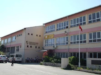 İzmir- Menemen Mesleki Ve Teknik Anadolu Lisesi