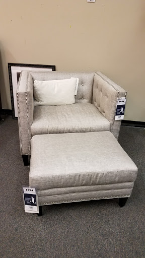 Furniture Store «The Dump Furniture Outlet», reviews and photos, 5700 NJ-42, Turnersville, NJ 08012, USA