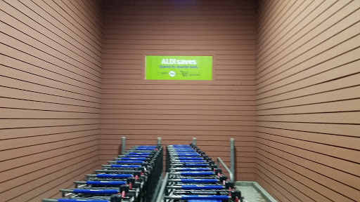Supermarket «ALDI», reviews and photos, 872 W Main Rd, Middletown, RI 02842, USA