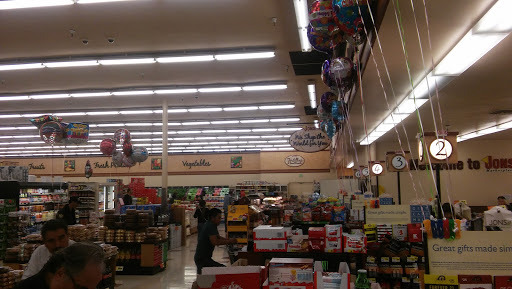 Supermarket «Jons Marketplace», reviews and photos, 6655 Van Nuys Blvd, Van Nuys, CA 91405, USA