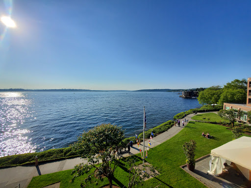 Boutique Hotel «Woodmark Hotel & Still Spa», reviews and photos, 1200 Carillon Point, Kirkland, WA 98033, USA