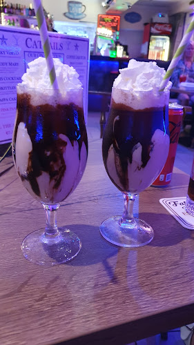 http://www.fatcatsbar.com/