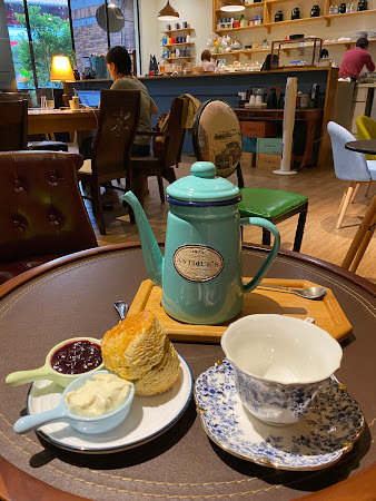 1975 Antique’s Cafe Tea Room