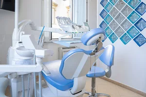 Studio Dentistico D’Abramo image