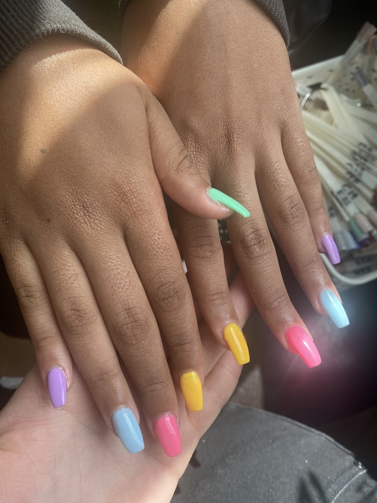 Hanna Nails Greenville, SC 29605 Services and Reviews