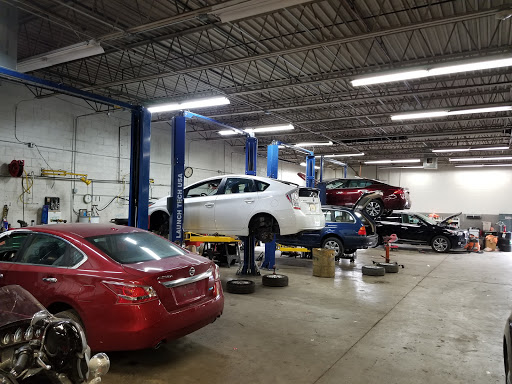 Used Car Dealer «Import Auto Sales LLC», reviews and photos, 6009 Wayzata Blvd, Minneapolis, MN 55416, USA