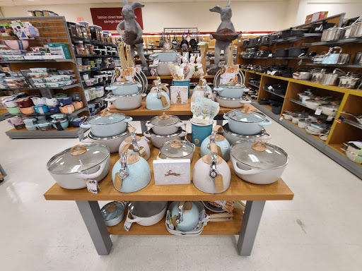 Department Store «T.J. Maxx», reviews and photos, 34 E Ridgewood Ave, Paramus, NJ 07652, USA