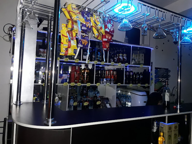 La Clínica Drinks & Shop