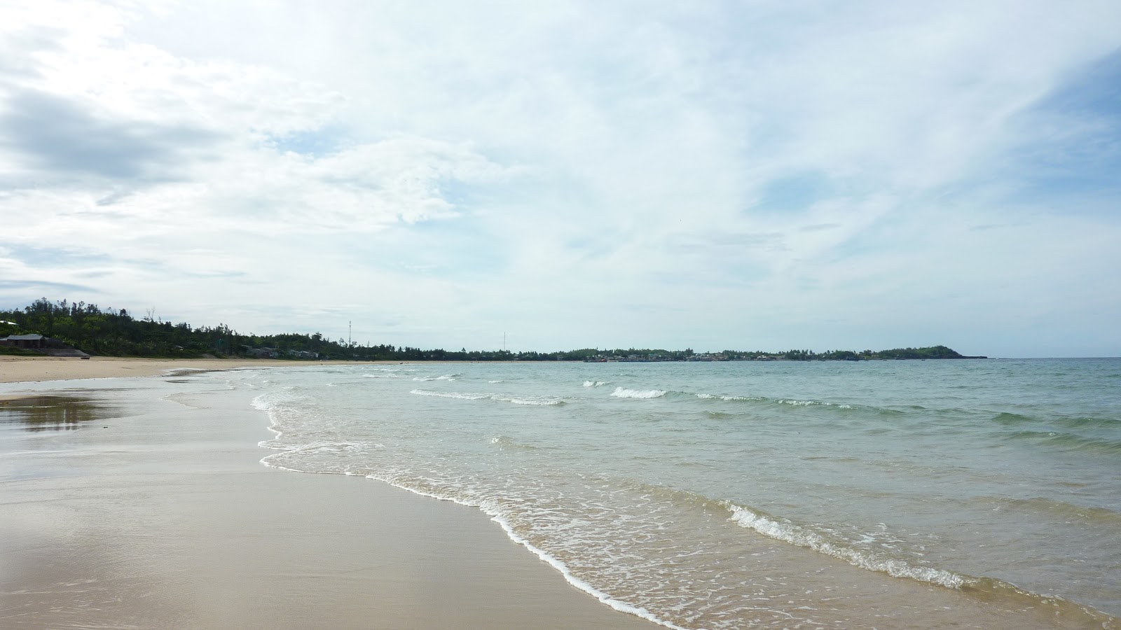 Foto av An Sen Beach med lång rak strand