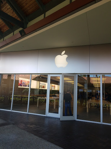 Computer Store «Apple The Falls», reviews and photos, 8888 SW 136th St, Miami, FL 33176, USA