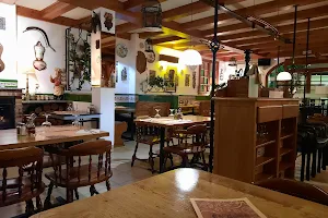 La Fusta Restaurant Bar image