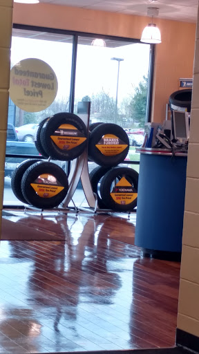 Auto Repair Shop «Ken Towery», reviews and photos, 1105 N Dixie Hwy, Elizabethtown, KY 42701, USA