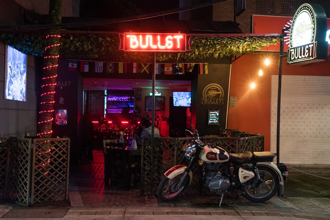 Bullet Pub & Loft