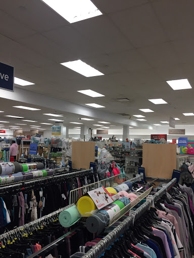 Department Store «Marshalls & HomeGoods», reviews and photos, 701 NJ-440, Jersey City, NJ 07304, USA