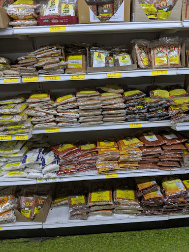 Grocery Store «Townmarket», reviews and photos, 117 E Main St, Newmanstown, PA 17073, USA