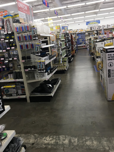 Hardware Store «Harbor Freight Tools», reviews and photos, 2361 Northgate Blvd, Sacramento, CA 95833, USA