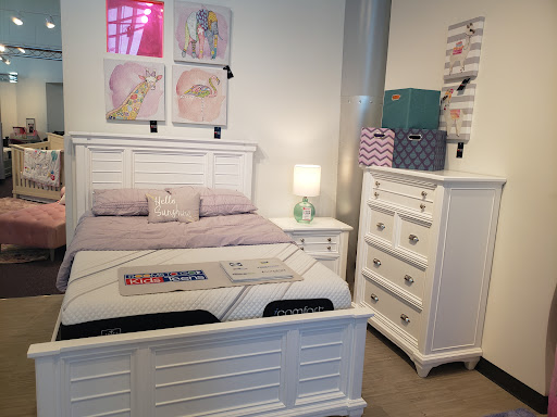 Furniture Store «Rooms To Go Furniture Store - Daytona Beach», reviews and photos, 2375 W International Speedway Blvd, Daytona Beach, FL 32114, USA