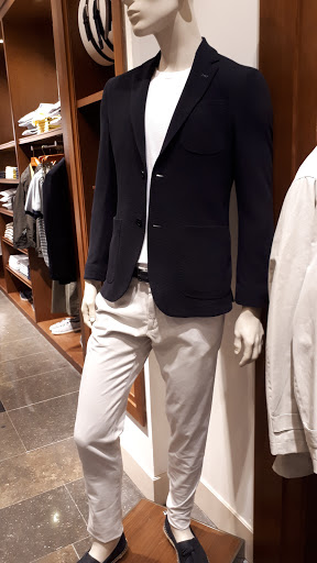 Massimo Dutti