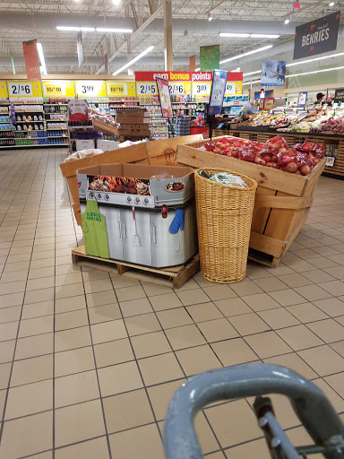 Grocery Store «Giant Food Stores», reviews and photos, 4001 New Falls Rd, Levittown, PA 19056, USA