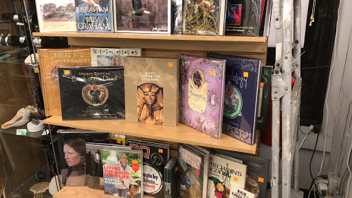 Music Store «Washington Street Books & Music», reviews and photos, 131 N Washington St, Havre De Grace, MD 21078, USA