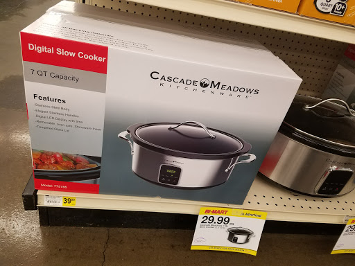 Department Store «Bi-Mart», reviews and photos, 514 W Main St, Molalla, OR 97038, USA