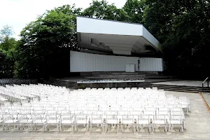 Bandstand Freilichtbuhne Planten Un Blomen image