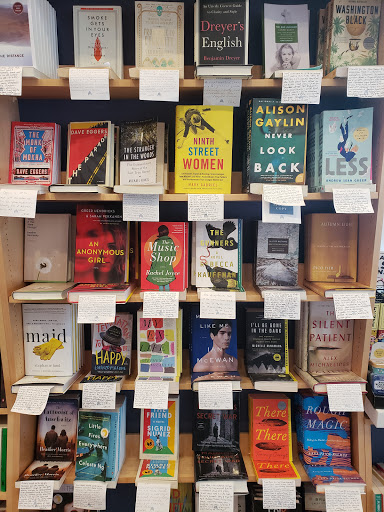 Book Store «BookHampton LLC», reviews and photos, 41 Main St, East Hampton, NY 11937, USA