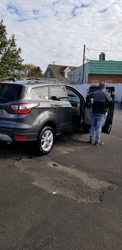 Car Wash «109 Car Wash & Detail Center», reviews and photos, 1007 Fulton St, Farmingdale, NY 11735, USA